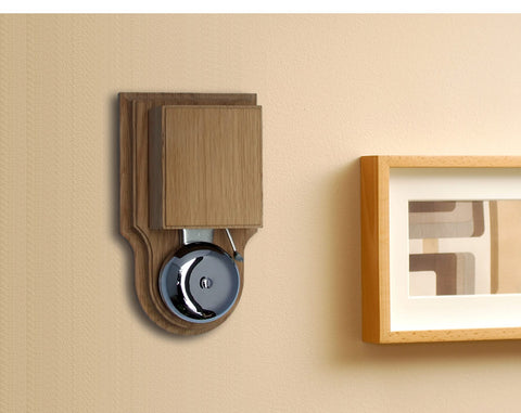 London Striker Chrome Doorbell / Buzzer, in a Natural Oak Case. 